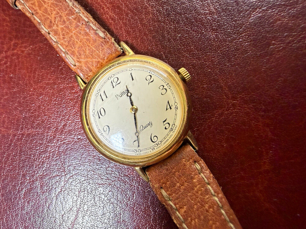 Vintage Pulsar Quartz Gold Tone Watch Brown Leather Band V230-0150 Japan Dial